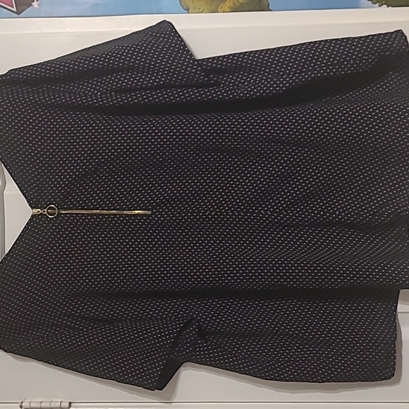 Womens Black Dress Shirt with White Dots - Picture 4 of 4